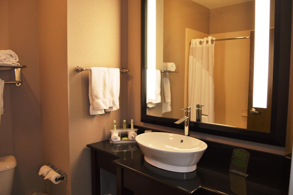 Holiday Inn Express El Reno By Ihg Room photo